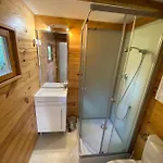 La Peiriere - & Mobile-home אתר קמפינג