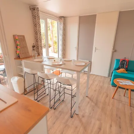 La Peiriere - & Mobile-home Kemping