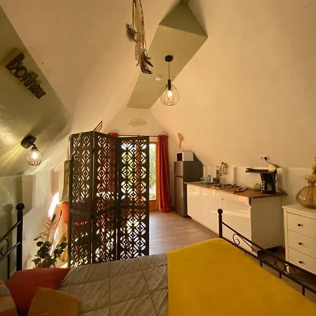 La Peiriere - & Mobile-home 2*
