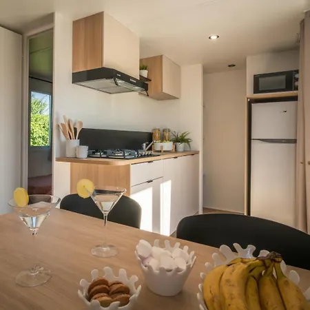 La Peiriere - & Mobile-home Tuchan