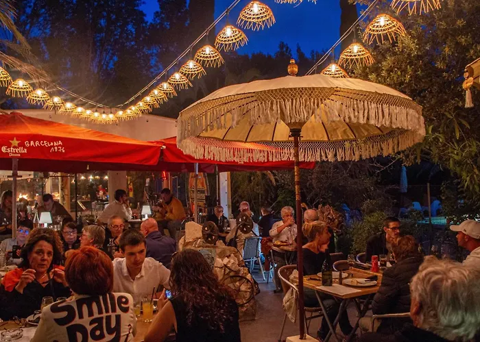 Κάμπινγκ La Peiriere - & Mobile-home