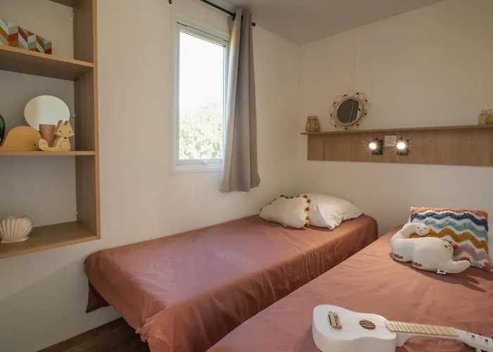La Peiriere - & Mobile-home Kemping Tuchan