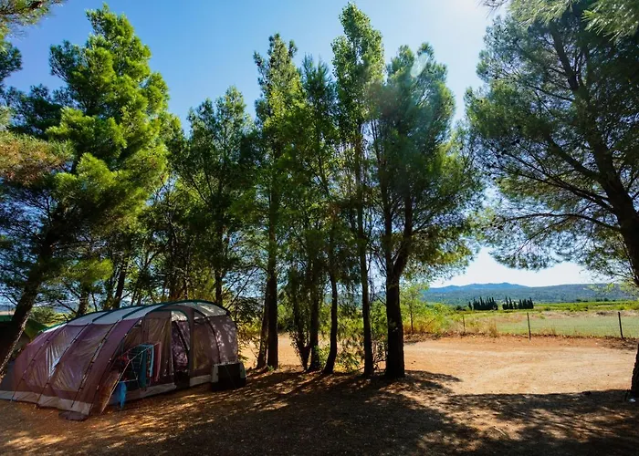 La Peiriere - & Mobile-home 2* Tuchan